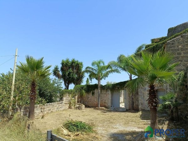 casa indipendente in vendita a Carini