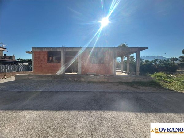 appartamento in vendita a Carini in zona Villagrazia di Carini