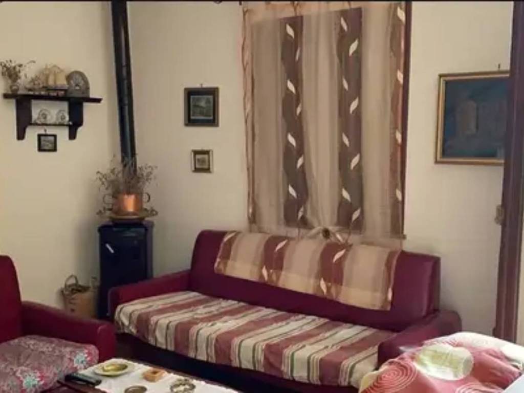 casa indipendente in vendita a Castelbuono