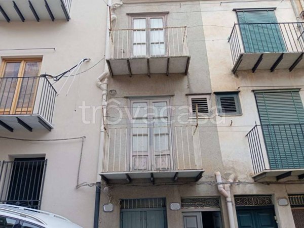 casa indipendente in vendita a Castelbuono