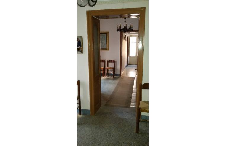 casa indipendente in vendita a Castelbuono