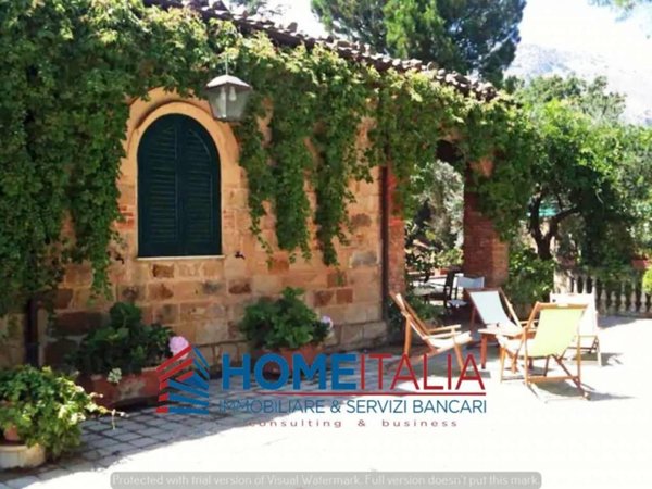 casa indipendente in vendita a Castelbuono