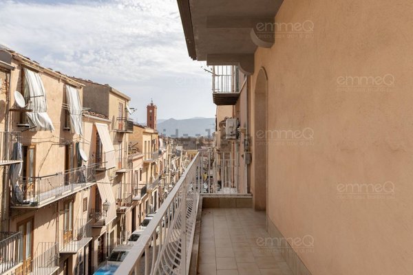 casa indipendente in vendita a Castelbuono