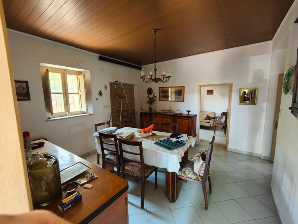 casa indipendente in vendita a Castelbuono
