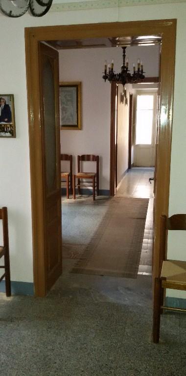 casa indipendente in vendita a Castelbuono