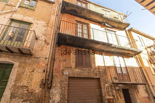 quadrivano in vendita a Castelbuono