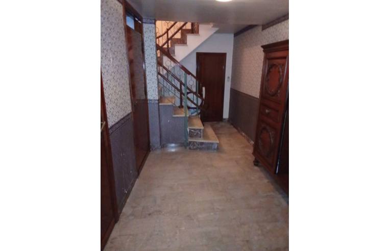 casa indipendente in vendita a Castelbuono