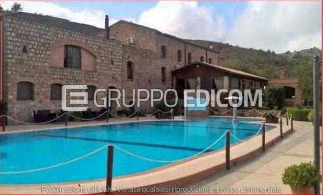 negozio in vendita a Castelbuono