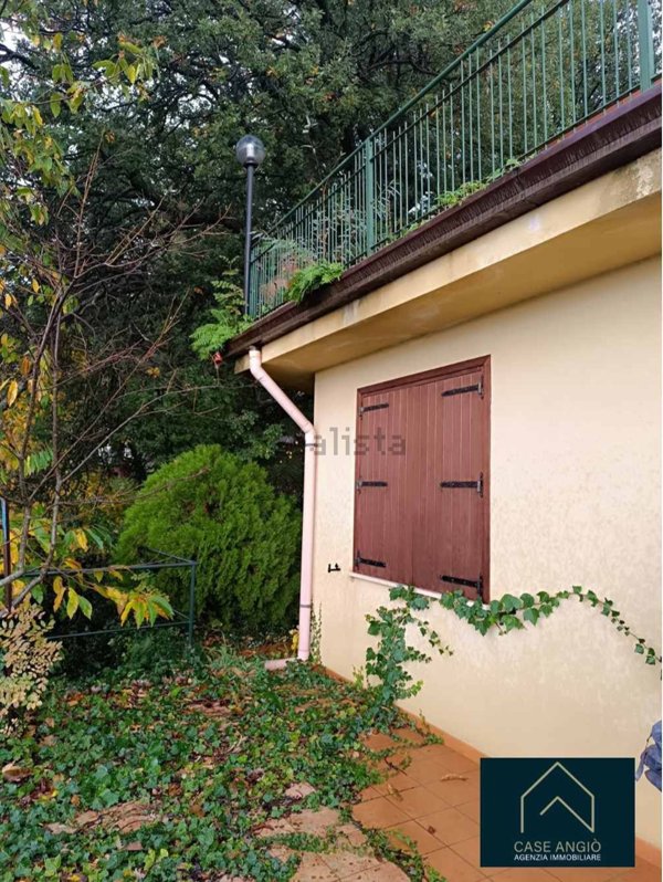 casa indipendente in vendita a Castelbuono
