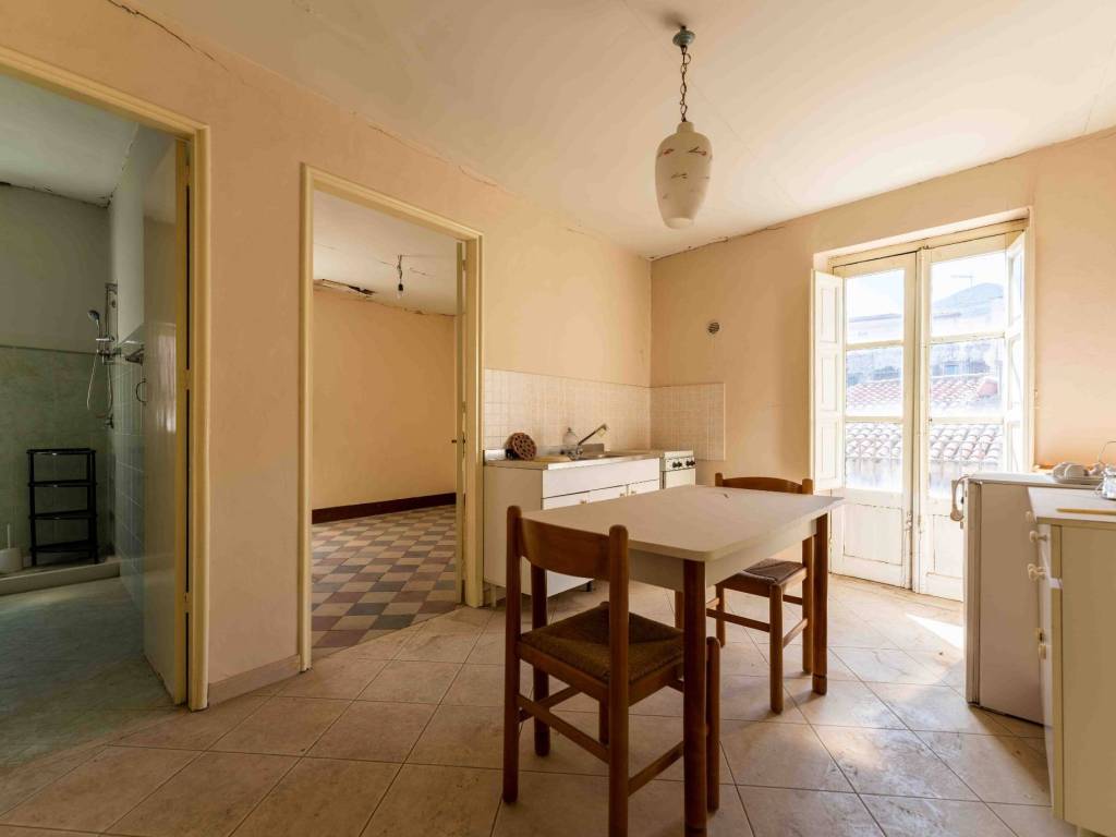 appartamento in vendita a Castelbuono