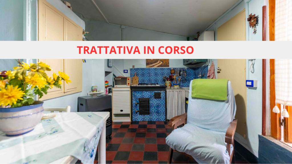 casa indipendente in vendita a Castelbuono