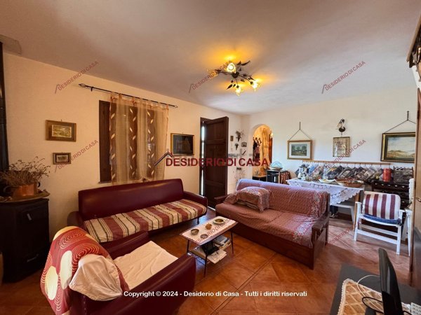 casa indipendente in vendita a Castelbuono