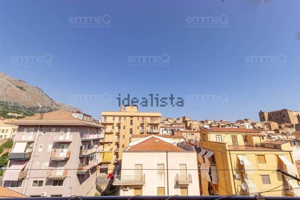 appartamento in vendita a Castelbuono