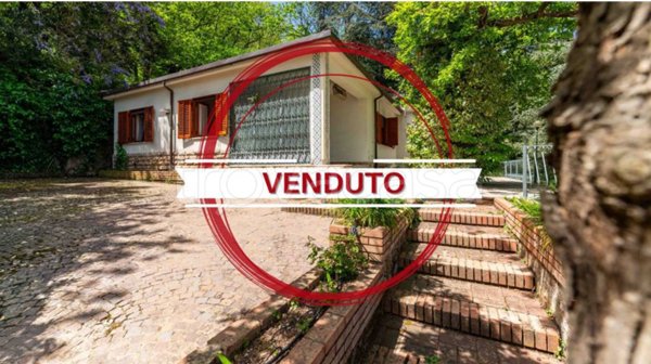 casa indipendente in vendita a Castelbuono