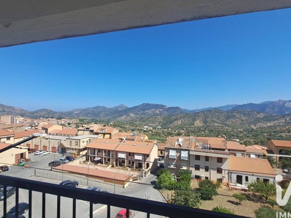casa indipendente in vendita a Castelbuono