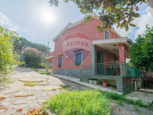 casa indipendente in vendita a Casteldaccia