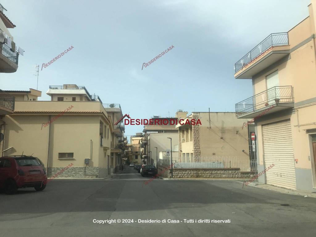 locale commerciale in vendita a Casteldaccia