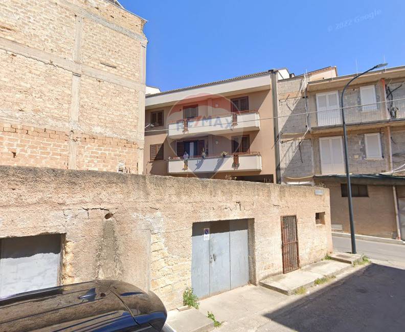 locale di sgombero in vendita a Casteldaccia