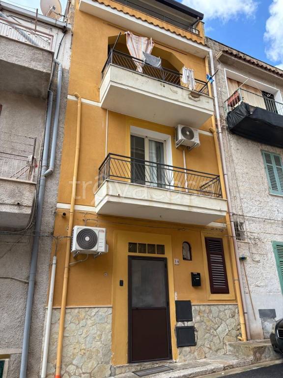 casa indipendente in vendita a Casteldaccia