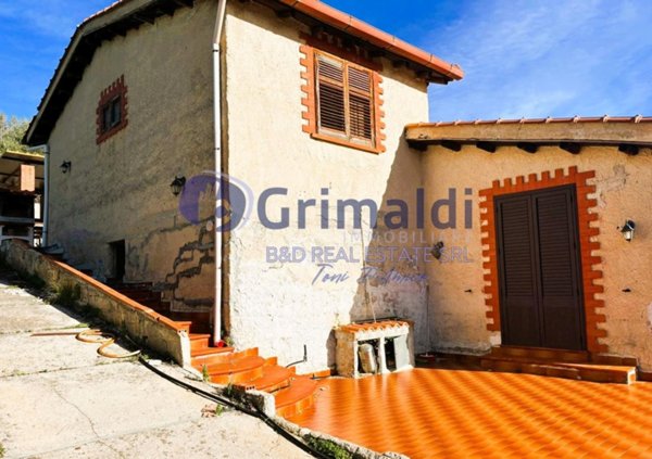 casa indipendente in vendita a Casteldaccia