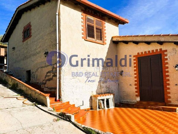 casa indipendente in vendita a Casteldaccia