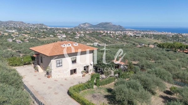 casa indipendente in vendita a Casteldaccia