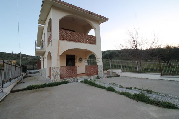 casa indipendente in vendita a Casteldaccia