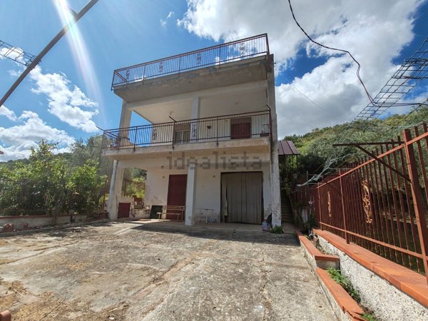 casa indipendente in vendita a Casteldaccia