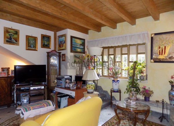 casa indipendente in vendita a Casteldaccia