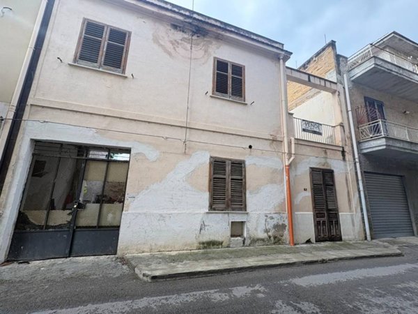 casa indipendente in vendita a Casteldaccia