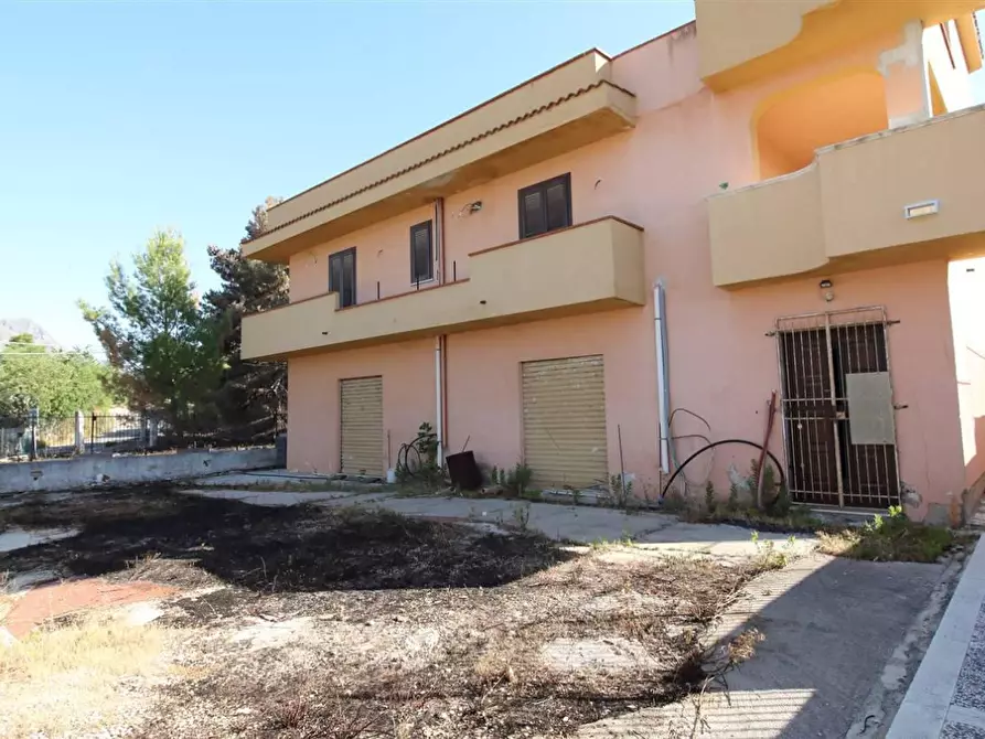 negozio in vendita a Casteldaccia