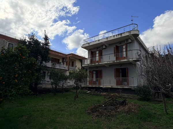 casa indipendente in vendita a Casteldaccia