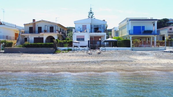 casa indipendente in vendita a Casteldaccia