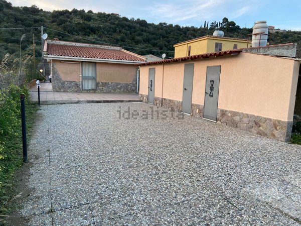 casa indipendente in vendita a Casteldaccia