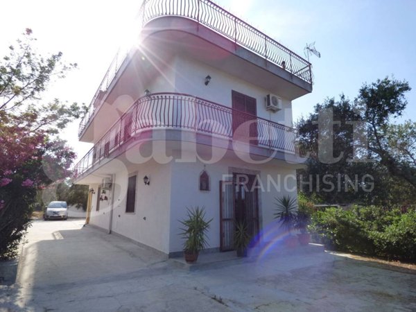 casa indipendente in vendita a Casteldaccia