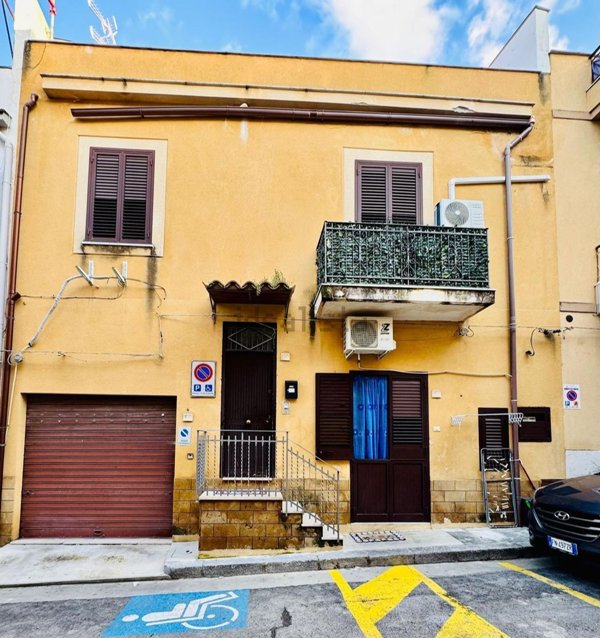 casa indipendente in vendita a Casteldaccia