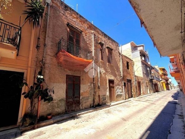 intera palazzina in vendita a Casteldaccia