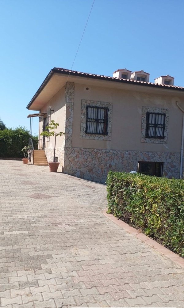 casa indipendente in vendita a Casteldaccia