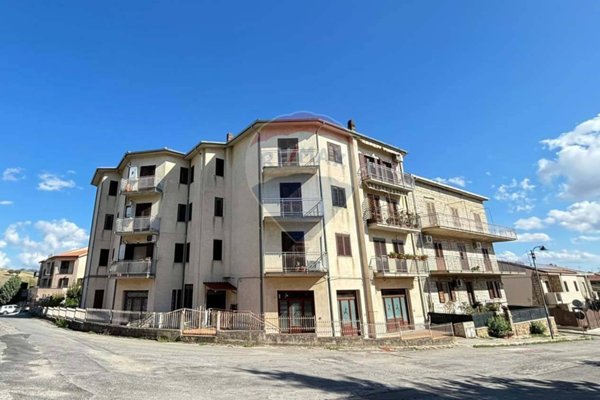 appartamento in vendita a Castellana Sicula