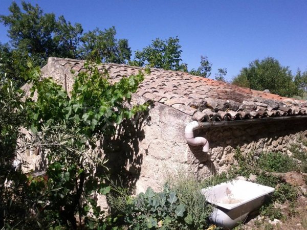 appartamento in vendita a Castellana Sicula in zona Calcarelli