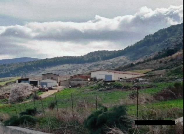 terreno edificabile in vendita a Castronovo di Sicilia