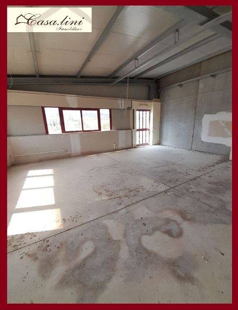 locale commerciale in vendita a Cefalà Diana