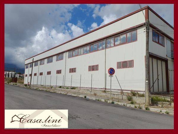locale commerciale in vendita a Cefalà Diana