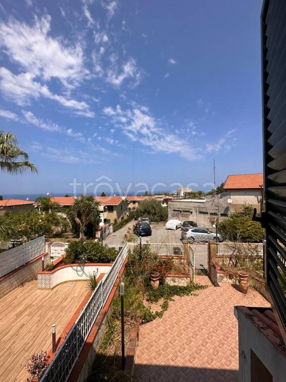 casa indipendente in vendita a Cefalù