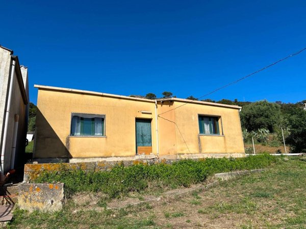 casa indipendente in vendita a Cefalù