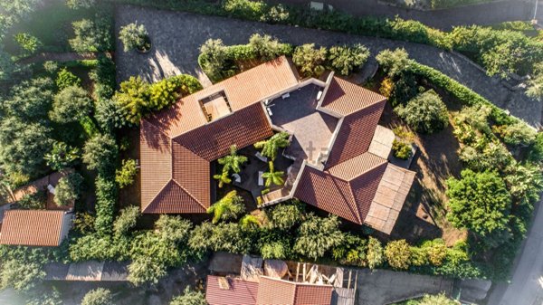 casa indipendente in vendita a Cefalù