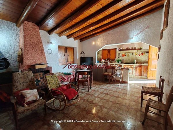 casa indipendente in vendita a Cefalù