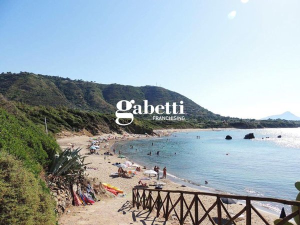 casa indipendente in vendita a Cefalù