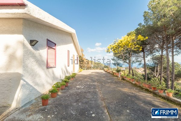 casa indipendente in vendita a Cefalù