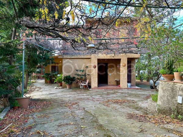 casa indipendente in vendita a Cefalù